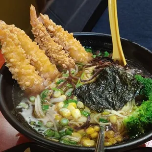 Shrimp tempura ramen