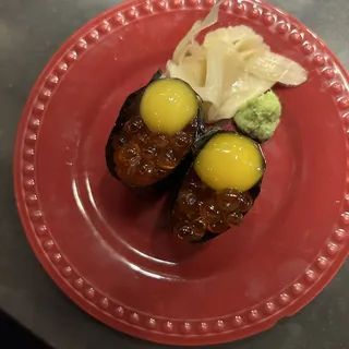 Ikura Nigiri