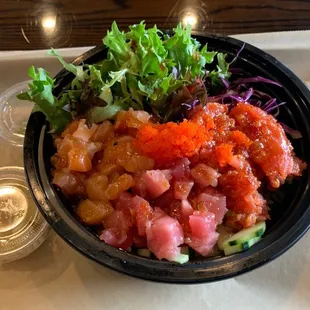 Custom poke bowl