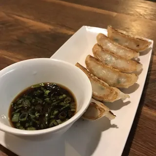 Gyoza