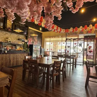 interior, ramen and noodles