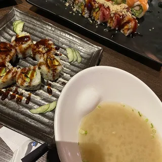 Eel Avocado Roll