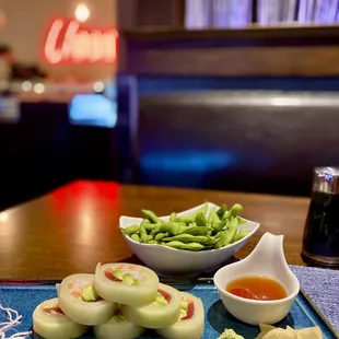 Fresh cucumber roll and edamame