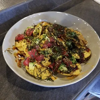 Poke Nachos