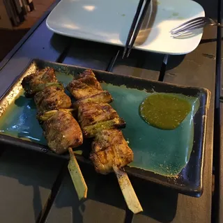 Chicken and Scallion Yakitori (1 Skewer)