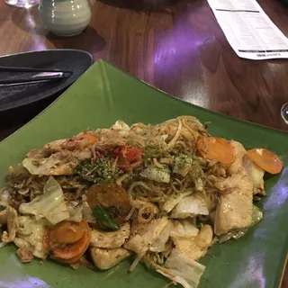 Chicken Yakisoba