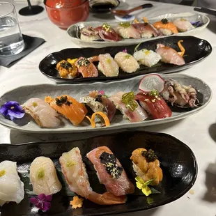 Chef's choice yume (one set includes 12 pieces of sushi)