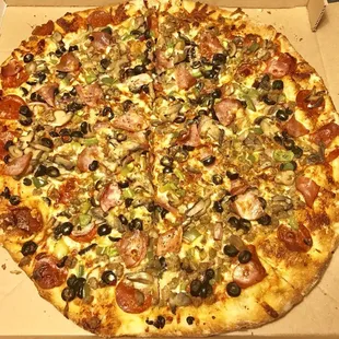 18 inch supreme we asked for crispy crust. So good!