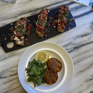 Roasted Red Pepper Bruschetta