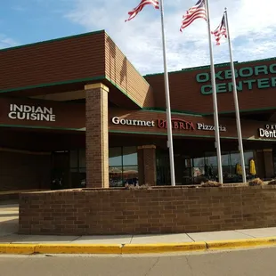 the outside of the restaurant