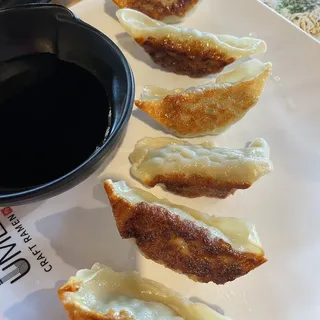 Gyoza
