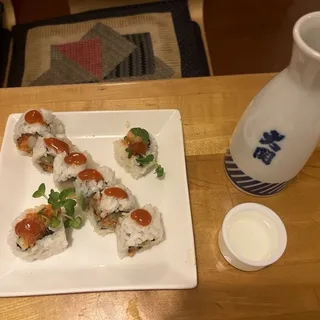 Spicy Scallop Roll