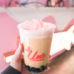 Osmanthus Oolong Milk Tea with Boba