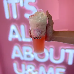 Peach and lychee cream (IG: @gwenlloves)