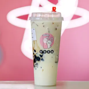 Mochi Red Bean Milk Tea IG: michellelieats