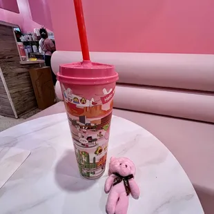 Milk tea with boba / surprise cup