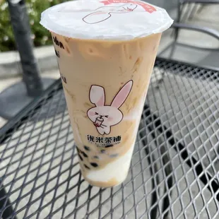brown sugar boba and mochi milk tea