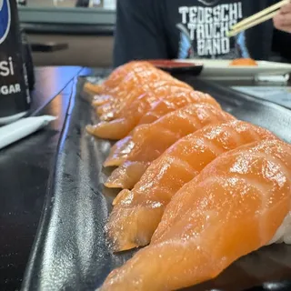 Salmon Sushi