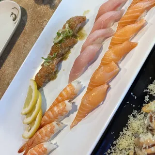 Pepper Salmon Sushi