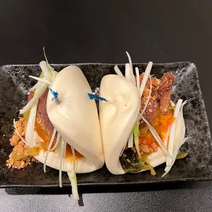 Duck buns