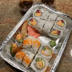 Metairie Roll &amp; Rock &apos;n Roll cut small with sauce on the side.