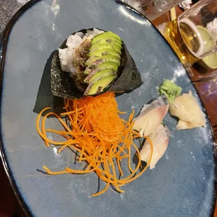 Salmon skin avocado handroll