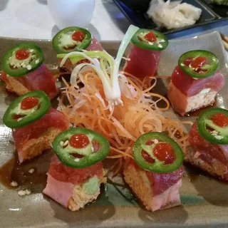 Hot Mama Roll