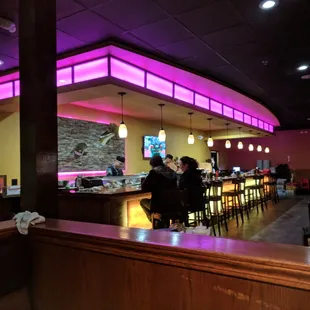 there were ~24 ppl in there at 1 pm on a thurs