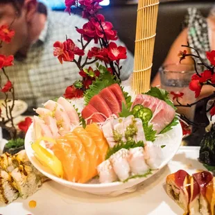 food, sushi and sashimi, sushi, sashimi