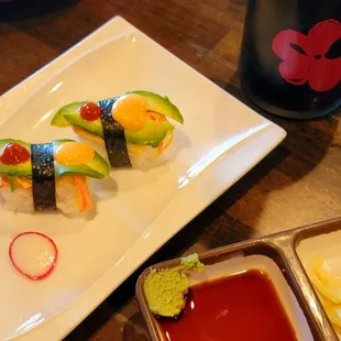 Salmon &amp; Avocado Maki was excellent