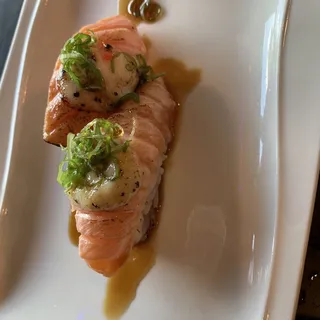 Seared Salmon Sushi