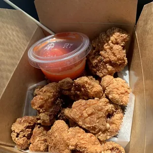 Popcorn Chicken, small and no flavor and not crispy