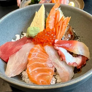 Chirashi Bowl