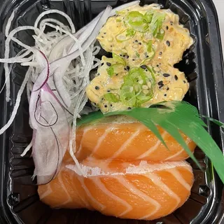 Scallop sushi