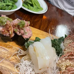 sqjuid sashimi and chopped toro