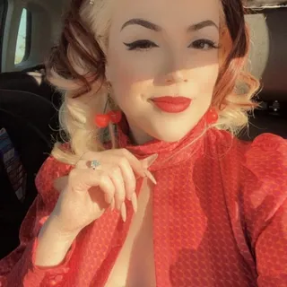 Maribel R.