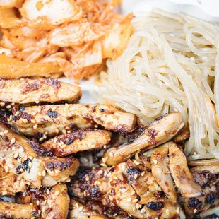 Mini Spicy Chicken Plate (White Rice, Kim Chi, Chap Chae).