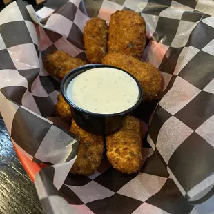 Jalapeño poppers