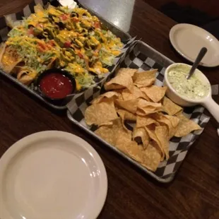 food, nachos