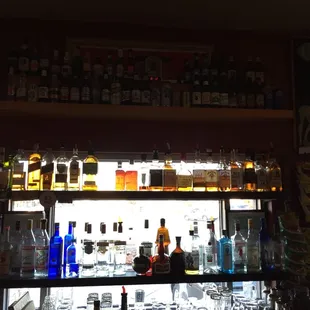 Go see Peaches behind the bar!