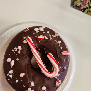 food, donuts, dough desserts