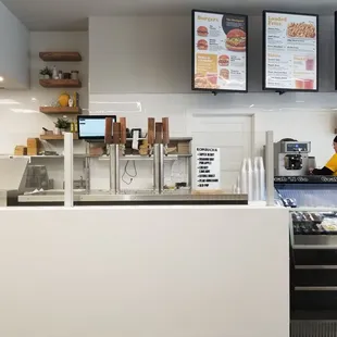 sushi and sashimi, interior