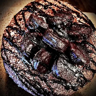 Oreo crumble cake 9 inches