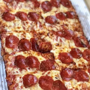 food, pizza