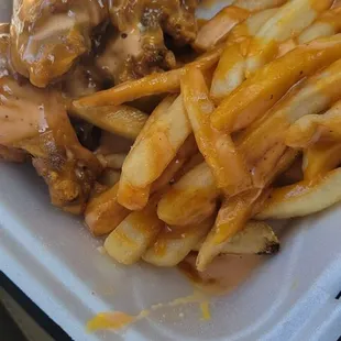 5 wings and fries with 14k and Cajun ranch sauce