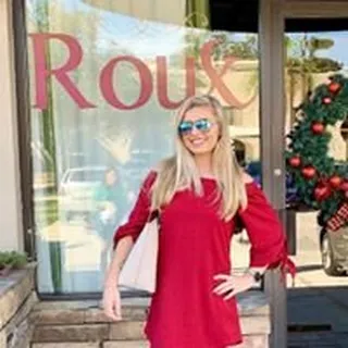 Alexa G.