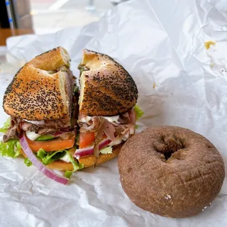 Roast Beef Bagel