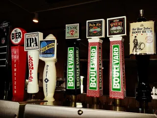 Rookies Sports Bar & Grill