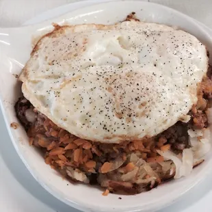 Corn beef hash skillet - yum!