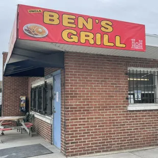 Uncle Ben&apos;s Grill